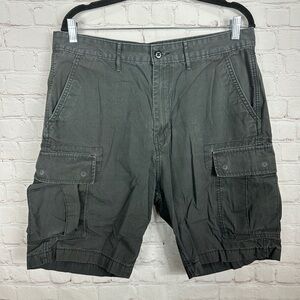 Levi's mens Cargo Shorts 100% Cotton 9" Inseam Pockets flat‎ front, sz 34